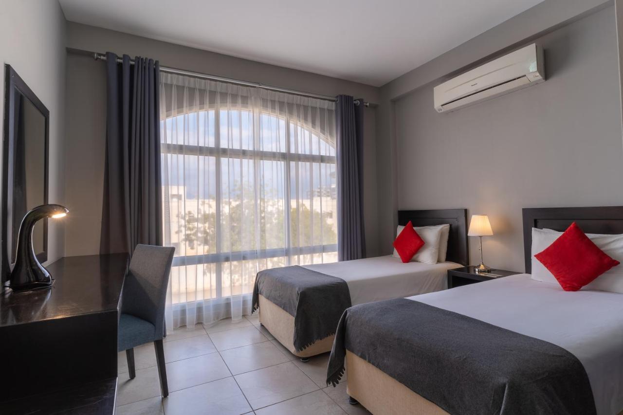 Midan Hotel Suites Mascate Exterior foto